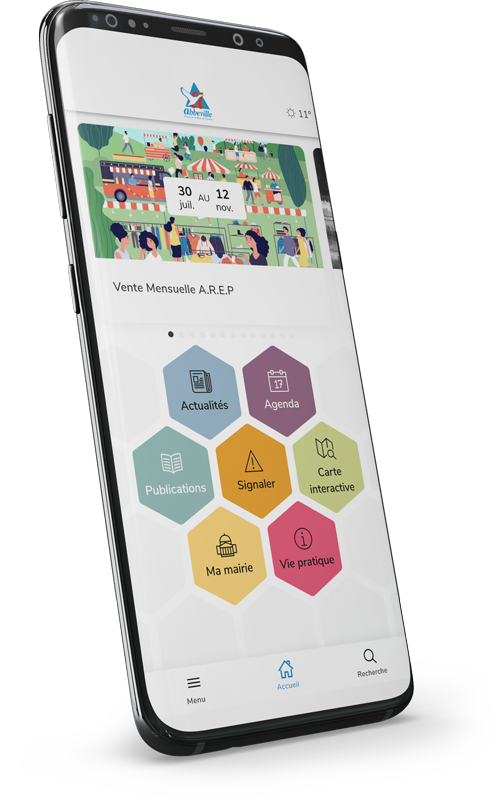 Smartphone affichant un écran d'accueil coloré d'une application communautaire comportant une bannière avec une foule illustrée, une plage de dates (30 juil. au 1er nov.) et des icônes hexagonales pour les actualités, l'agenda, les rapports, les publications, la carte interactive et les infos pratiques.